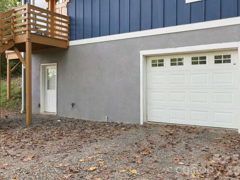 15 Shytle Lane, Fletcher, NC 28732.  MLS# CAR4429612, YatesRealty ID 55723. 