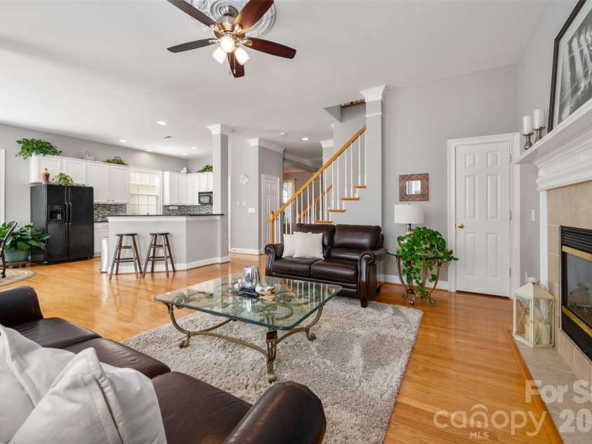 3004 Ivy Brook Place, Matthews, NC 28104.  MLS# CAR4429599, YatesRealty ID 55724. 