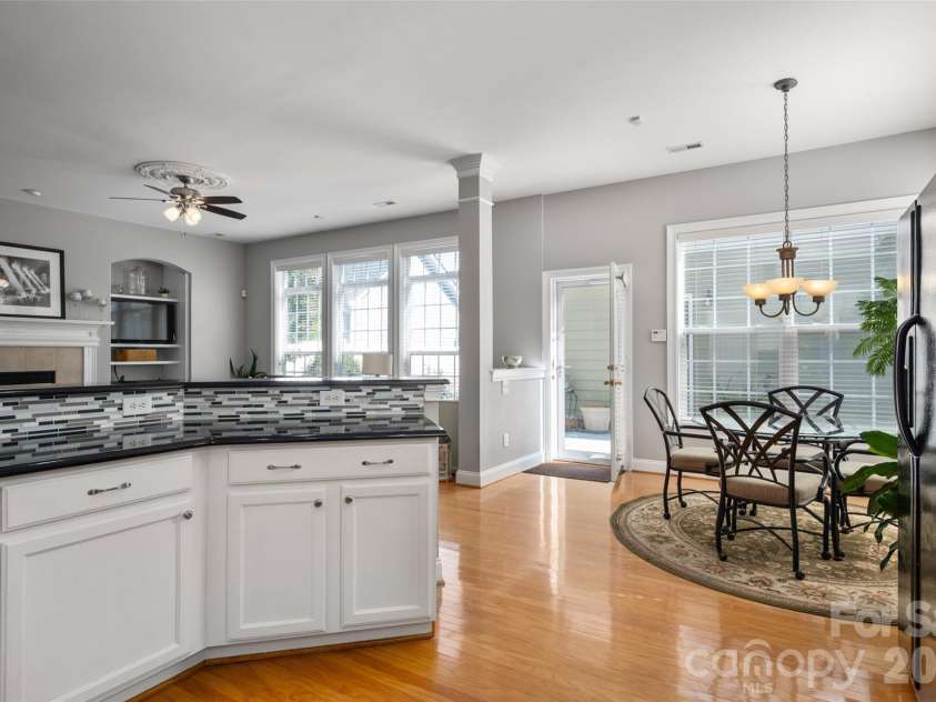 3004 Ivy Brook Place, Matthews, NC 28104.  MLS# CAR4429599, YatesRealty ID 55724. 