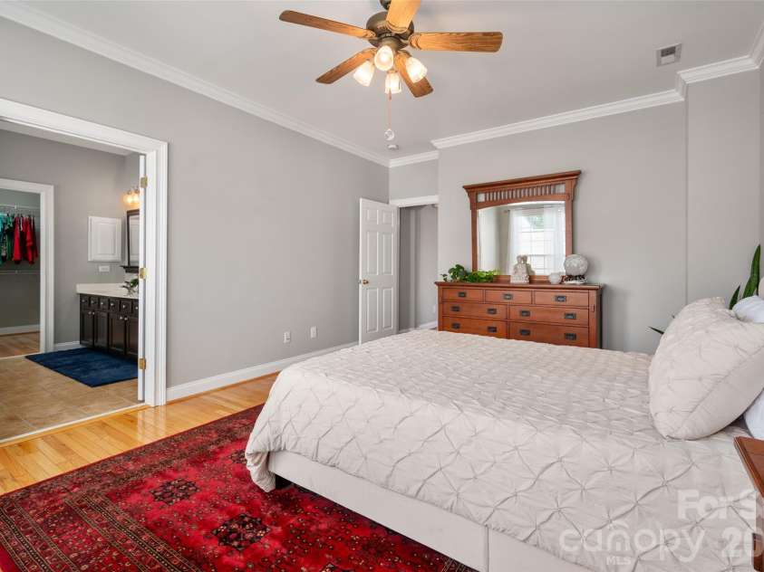 3004 Ivy Brook Place, Matthews, NC 28104.  MLS# CAR4429599, YatesRealty ID 55724. 