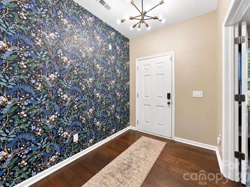 8815 Balsam Bay Road, Charlotte, NC 28227.  MLS# CAR4429628, YatesRealty ID 55725. 