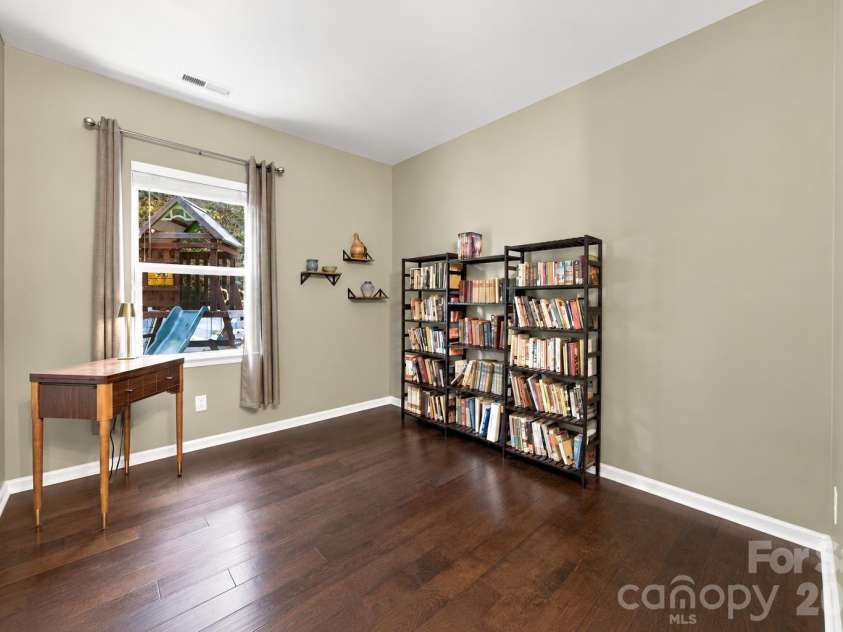 8815 Balsam Bay Road, Charlotte, NC 28227.  MLS# CAR4429628, YatesRealty ID 55725. 