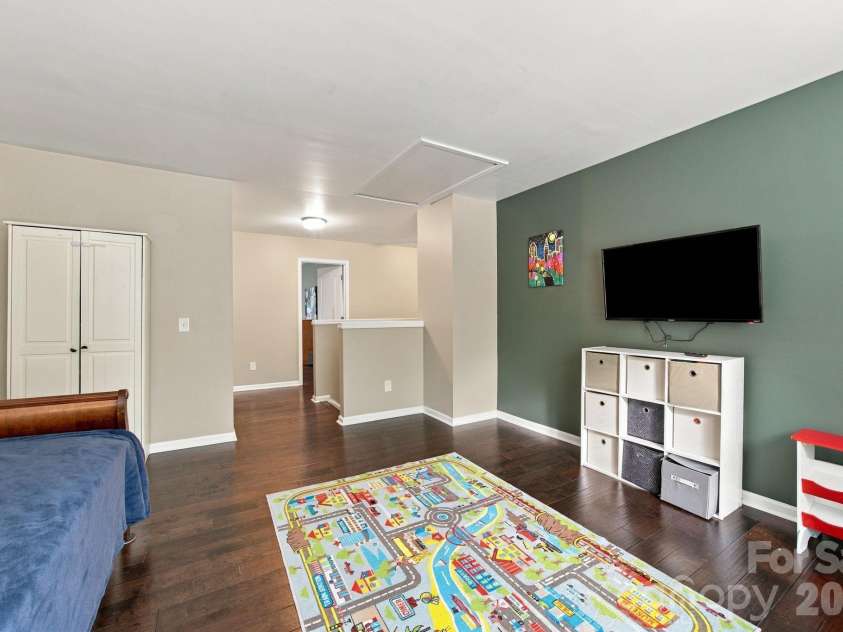 8815 Balsam Bay Road, Charlotte, NC 28227.  MLS# CAR4429628, YatesRealty ID 55725. 