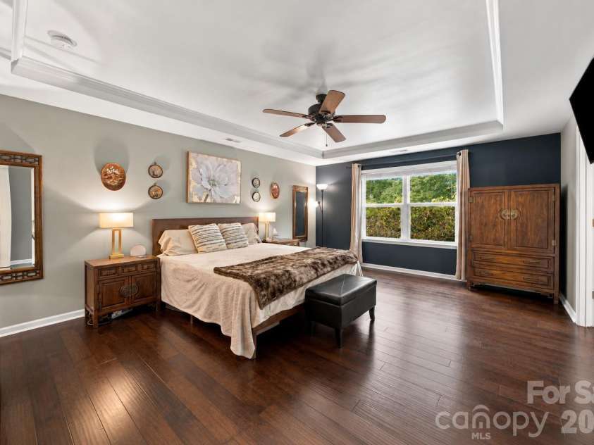8815 Balsam Bay Road, Charlotte, NC 28227.  MLS# CAR4429628, YatesRealty ID 55725. 