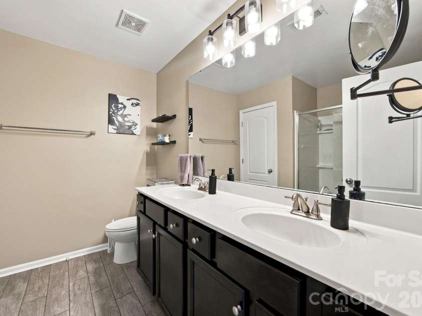8815 Balsam Bay Road, Charlotte, NC 28227.  MLS# CAR4429628, YatesRealty ID 55725. 