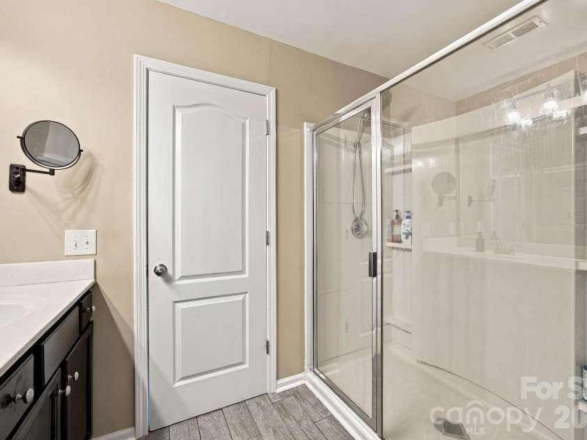 8815 Balsam Bay Road, Charlotte, NC 28227.  MLS# CAR4429628, YatesRealty ID 55725. 