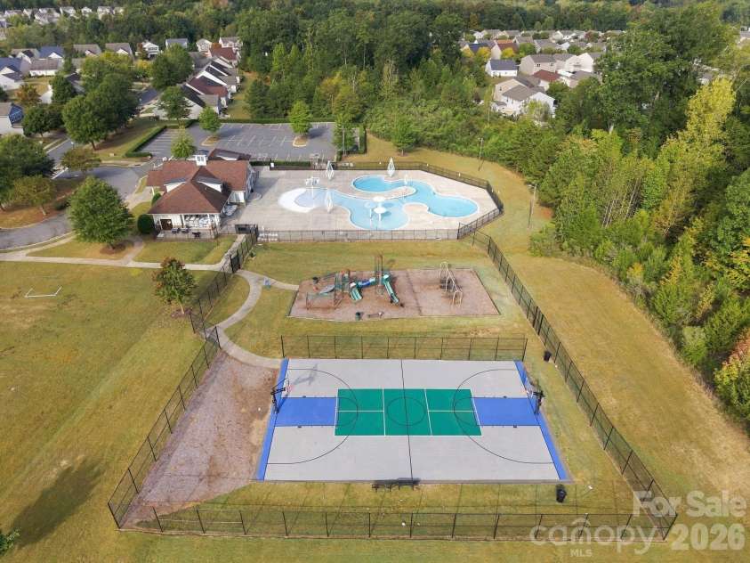 8815 Balsam Bay Road, Charlotte, NC 28227.  MLS# CAR4429628, YatesRealty ID 55725. 