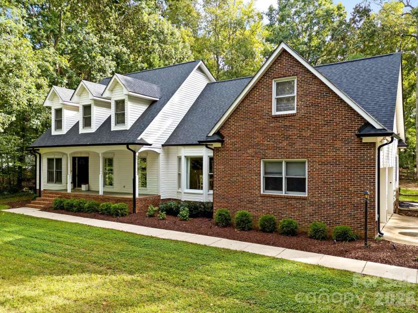 10719 Connell Mill Lane, Mint Hill, NC 28227.  MLS# CAR4429330, YatesRealty ID 55728. 