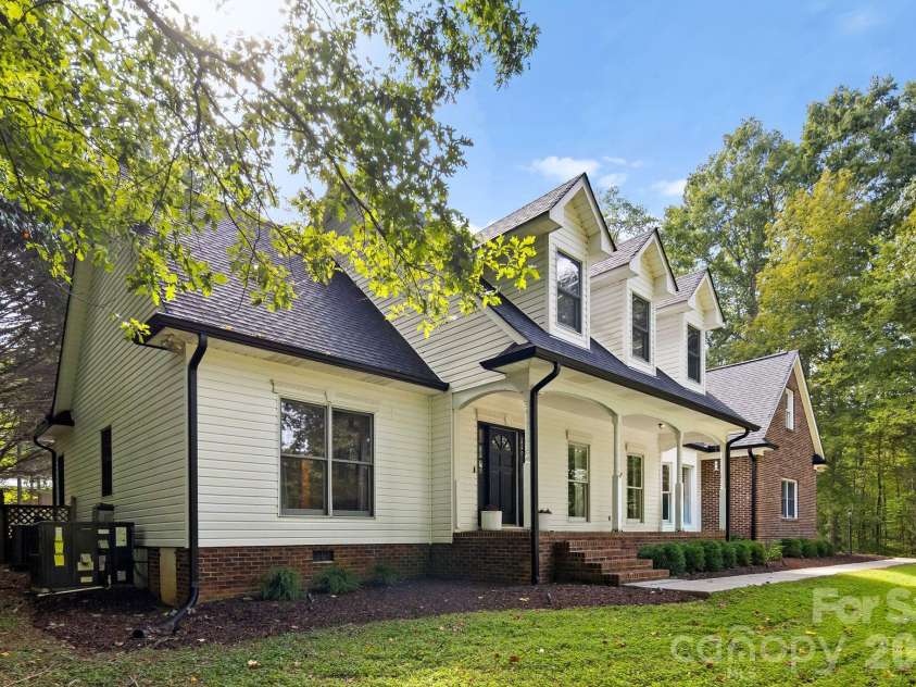 10719 Connell Mill Lane, Mint Hill, NC 28227.  MLS# CAR4429330, YatesRealty ID 55728. 