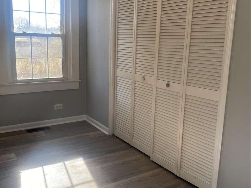1521 Davidson Avenue, Gastonia, NC 28052.  MLS# CAR4360886, YatesRealty ID 5573. 