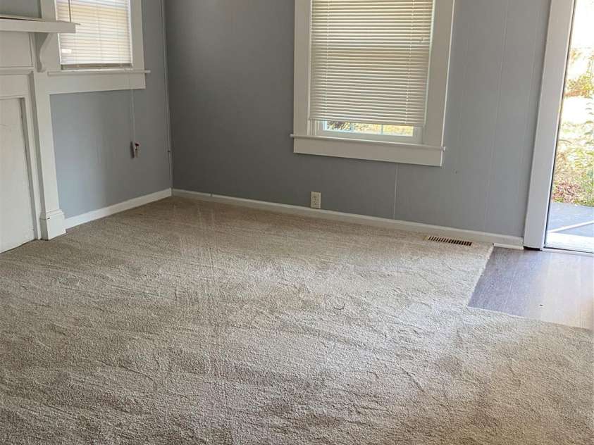 1521 Davidson Avenue, Gastonia, NC 28052.  MLS# CAR4360886, YatesRealty ID 5573. 