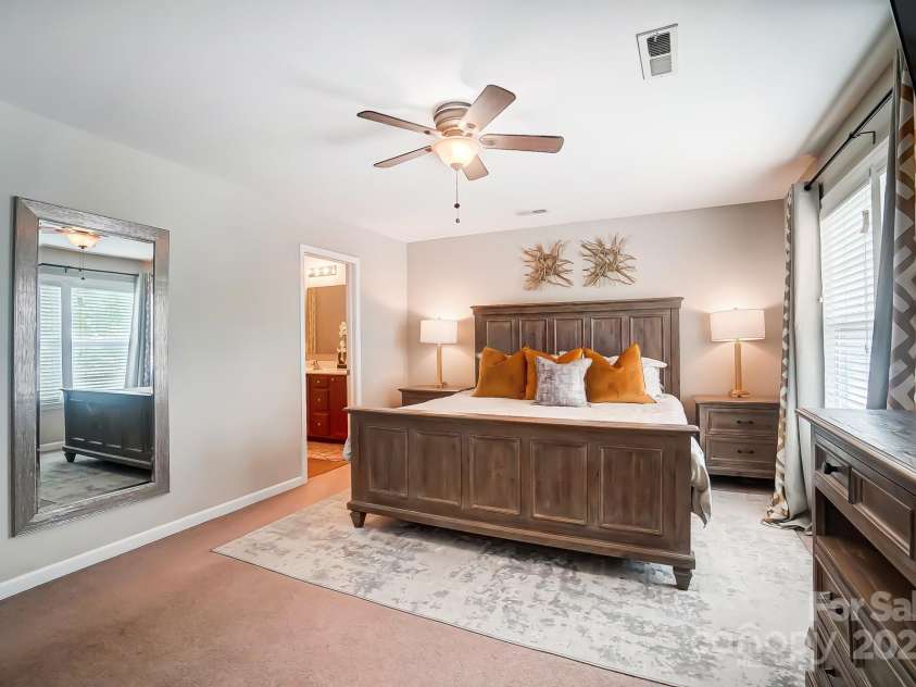 9704 Cayenne Drive, Charlotte, NC 28214.  MLS# CAR4241987, YatesRealty ID 5573. 