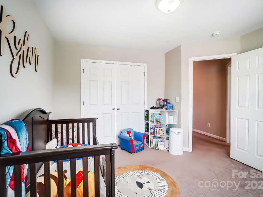 9704 Cayenne Drive, Charlotte, NC 28214.  MLS# CAR4241987, YatesRealty ID 5573. 