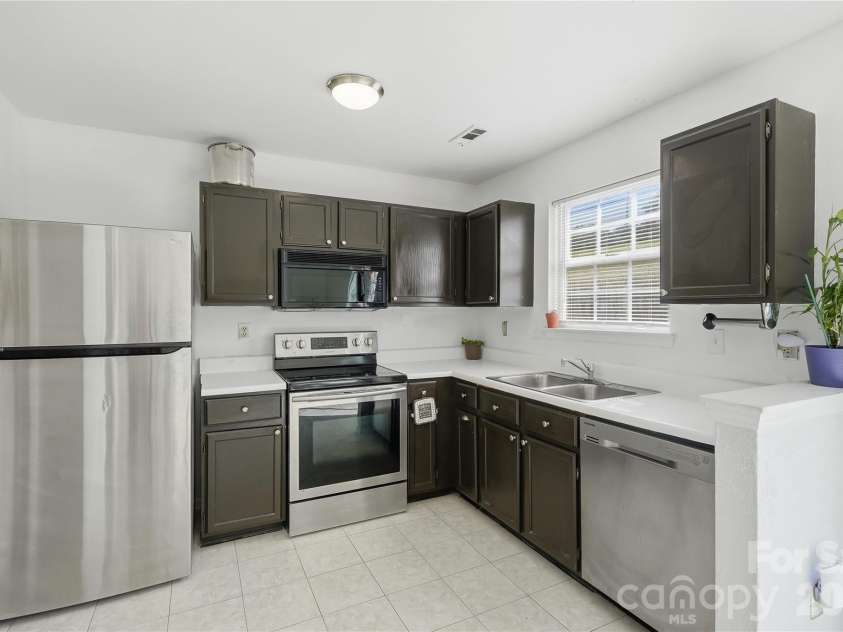 9678 Old Gate Drive, Charlotte, NC 28105.  MLS# CAR4429048, YatesRealty ID 55731. 