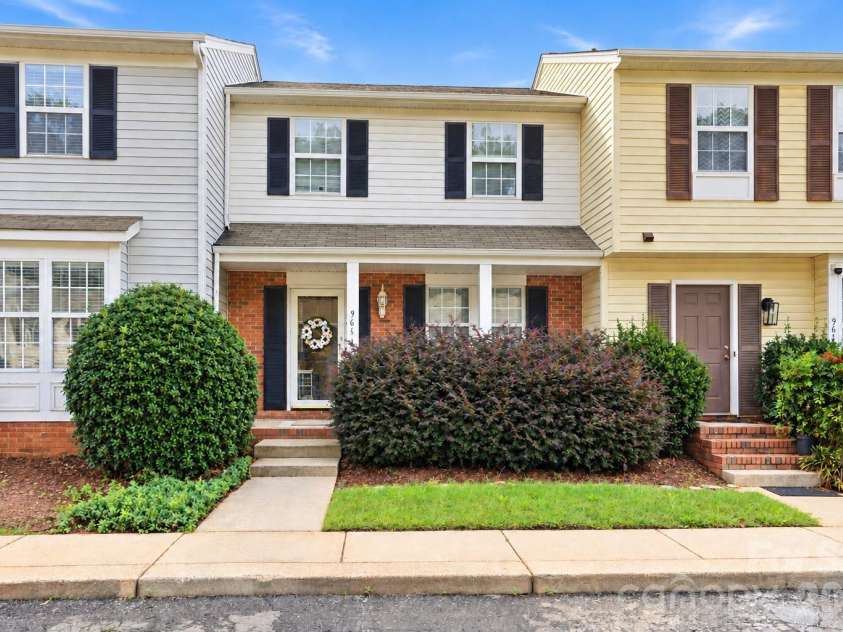 9678 Old Gate Drive, Charlotte, NC 28105.  MLS# CAR4429048, YatesRealty ID 55731. 