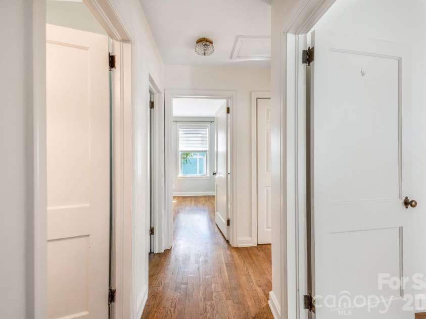 72 Fairfax Avenue, Asheville, NC 28806.  MLS# CAR4428977, YatesRealty ID 55732. Hall