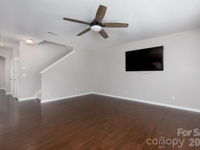 111 Austen Lakes Drive, York, SC 29745.  MLS# CAR4428398, YatesRealty ID 55734. 