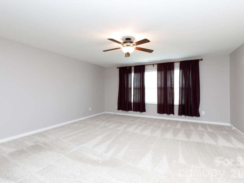 111 Austen Lakes Drive, York, SC 29745.  MLS# CAR4428398, YatesRealty ID 55734. 