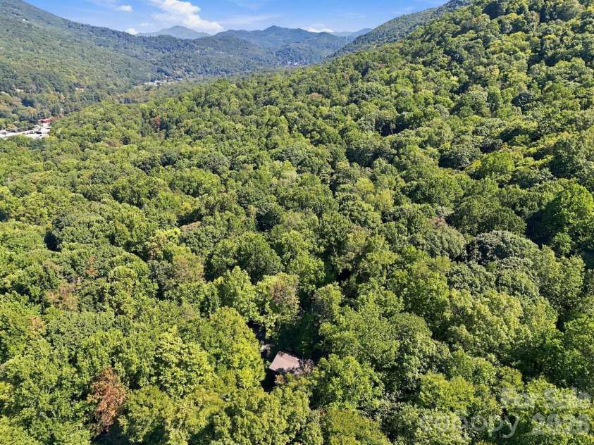 643 Timberline Drive, Maggie Valley, NC 28751.  MLS# CAR4428278, YatesRealty ID 55735. 