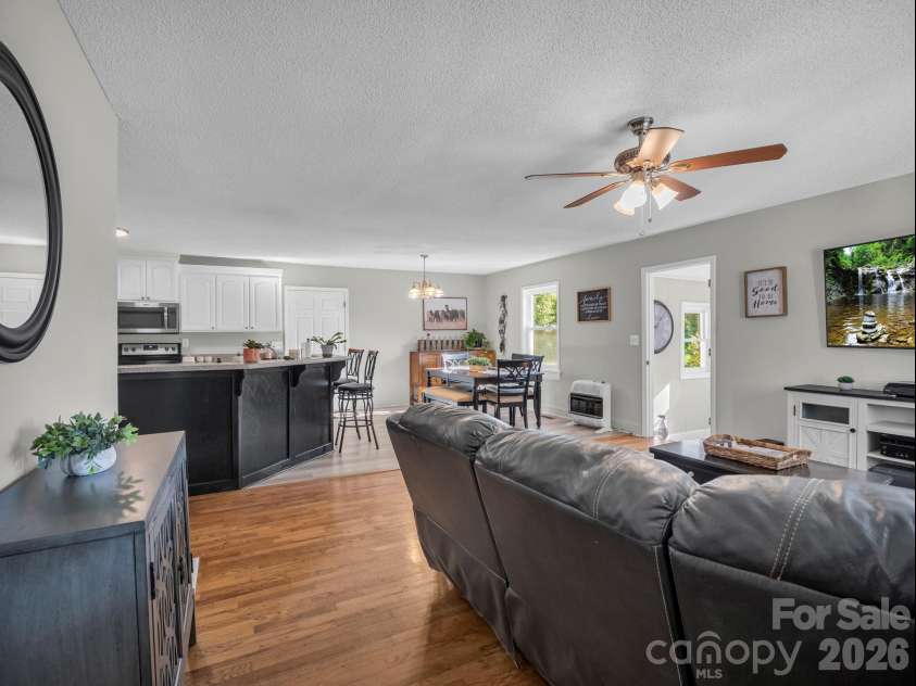 923 Green Creek Drive, Columbus, NC 28722.  MLS# CAR4426604, YatesRealty ID 55736. 
