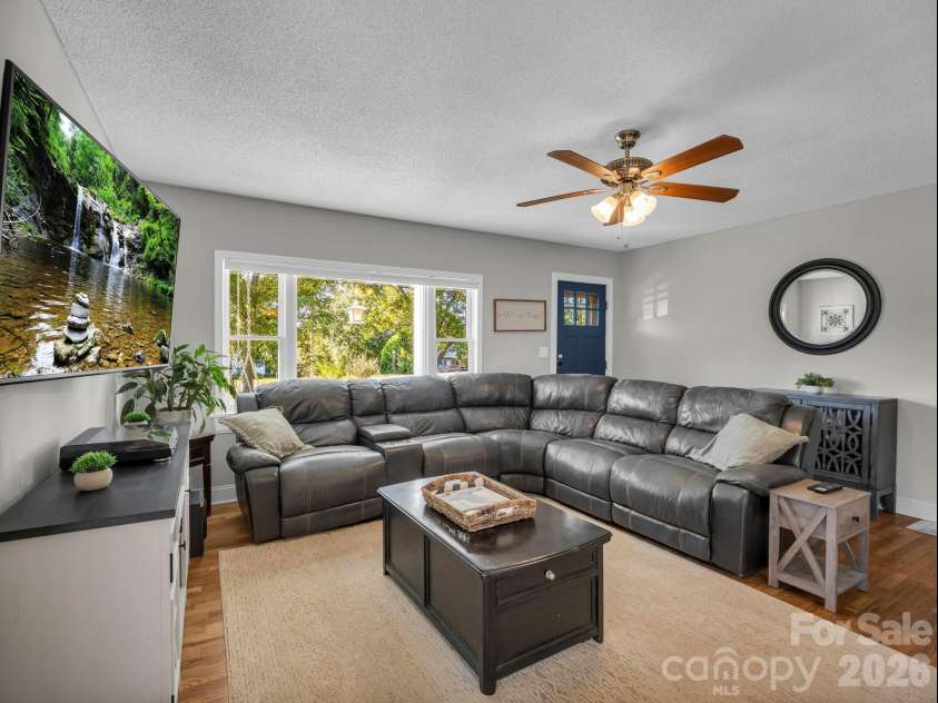 923 Green Creek Drive, Columbus, NC 28722.  MLS# CAR4426604, YatesRealty ID 55736. 