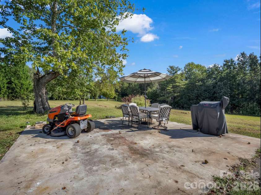 923 Green Creek Drive, Columbus, NC 28722.  MLS# CAR4426604, YatesRealty ID 55736. 
