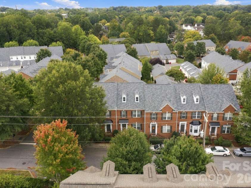 409 Armour Street, Davidson, NC 28036.  MLS# CAR4426934, YatesRealty ID 55738. 