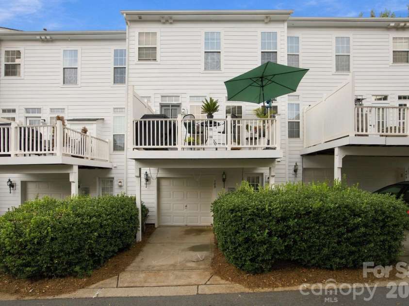 409 Armour Street, Davidson, NC 28036.  MLS# CAR4426934, YatesRealty ID 55738. 