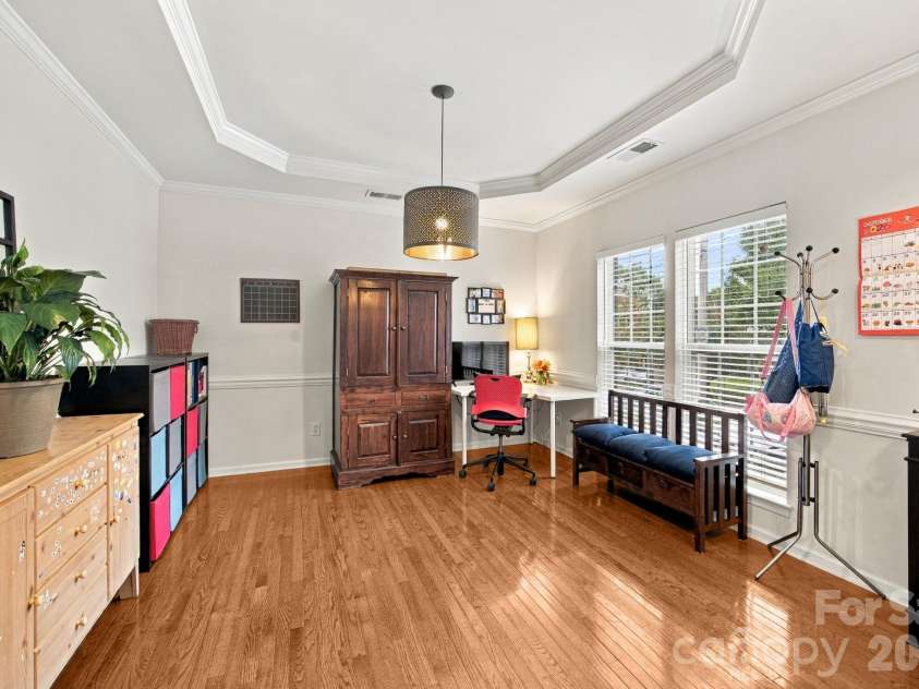 409 Armour Street, Davidson, NC 28036.  MLS# CAR4426934, YatesRealty ID 55738. 