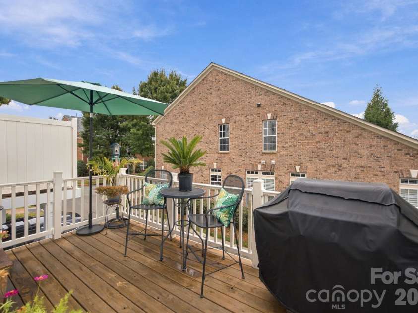 409 Armour Street, Davidson, NC 28036.  MLS# CAR4426934, YatesRealty ID 55738. 