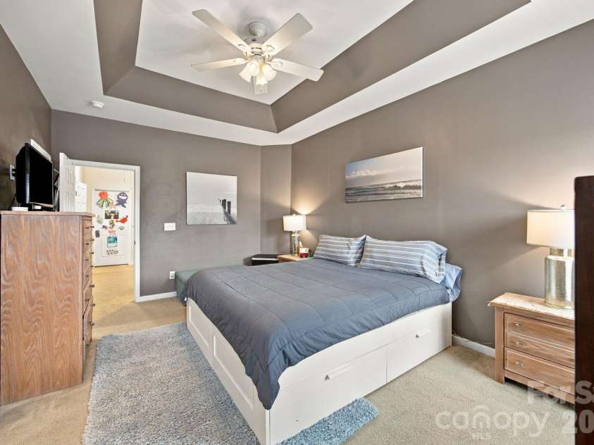 409 Armour Street, Davidson, NC 28036.  MLS# CAR4426934, YatesRealty ID 55738. 