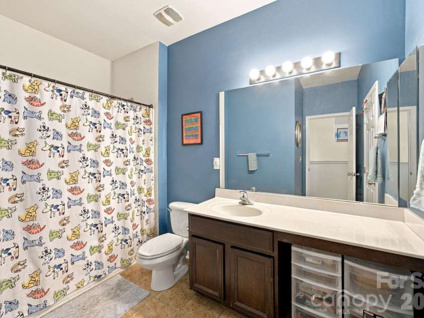 409 Armour Street, Davidson, NC 28036.  MLS# CAR4426934, YatesRealty ID 55738. 