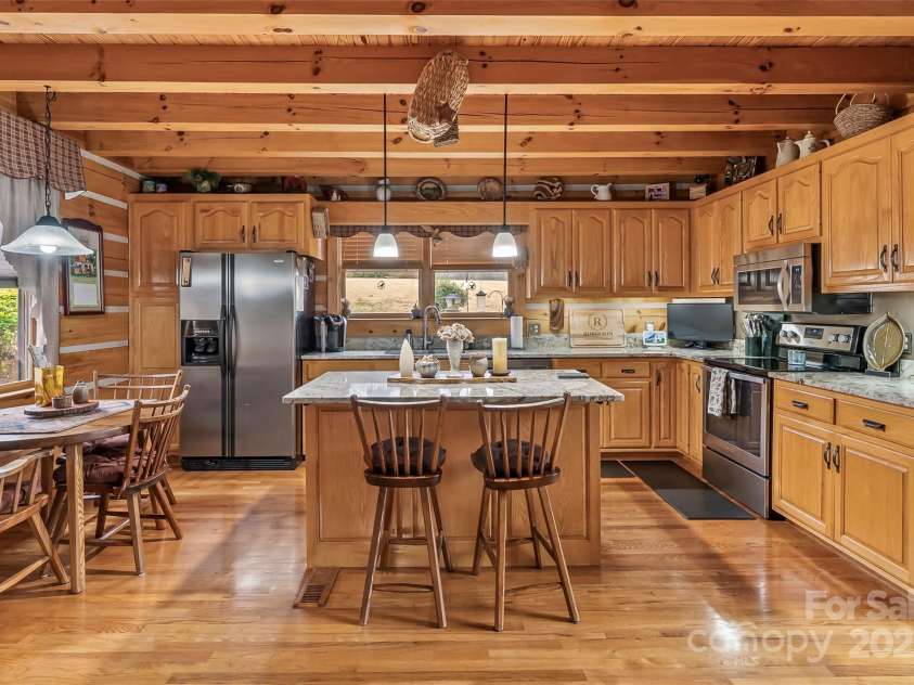 1815 Waterford Way, Morganton, NC 28655.  MLS# CAR4235599, YatesRealty ID 5574. 