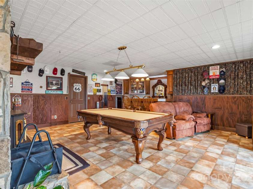 1815 Waterford Way, Morganton, NC 28655.  MLS# CAR4235599, YatesRealty ID 5574. 