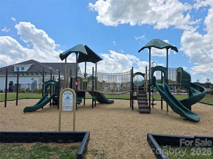 618 Downshire Road, Concord, NC 28027.  MLS# CAR4346008, YatesRealty ID 5574. Amenity