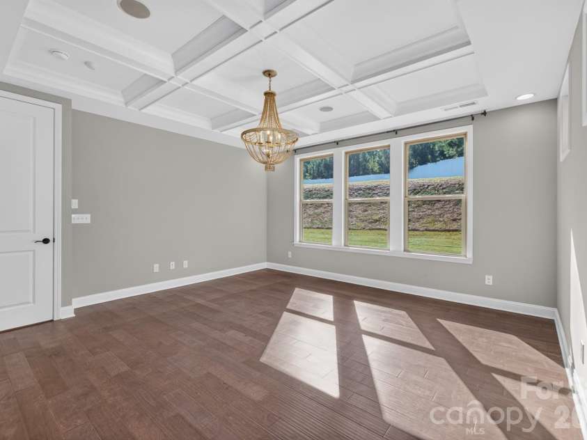10537 Black Locust Lane, Charlotte, NC 28215.  MLS# CAR4424736, YatesRealty ID 55742. 