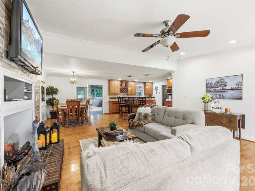 7316 Neal Road, Charlotte, NC 28262.  MLS# CAR4422857, YatesRealty ID 55743. 