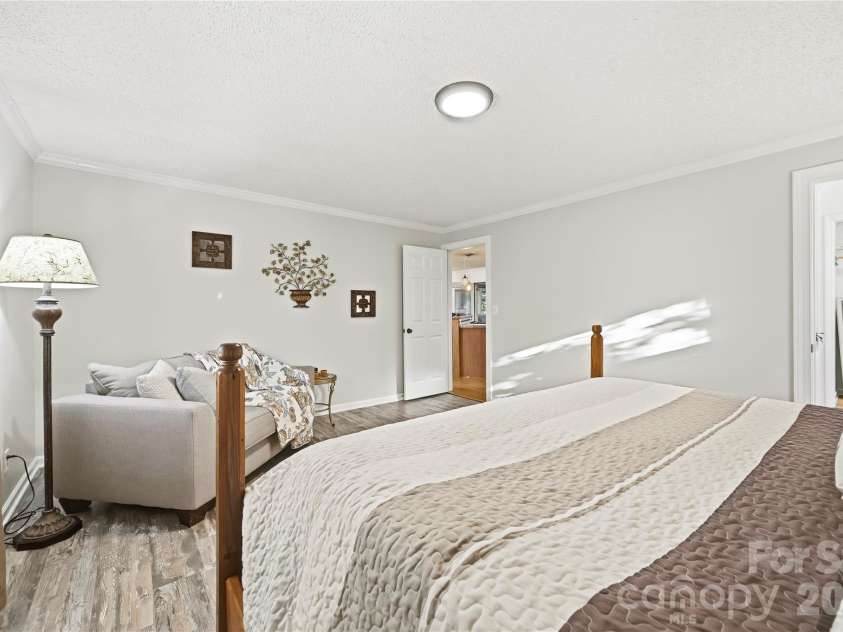 7316 Neal Road, Charlotte, NC 28262.  MLS# CAR4422857, YatesRealty ID 55743. 