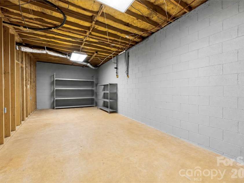 7316 Neal Road, Charlotte, NC 28262.  MLS# CAR4422857, YatesRealty ID 55743. 