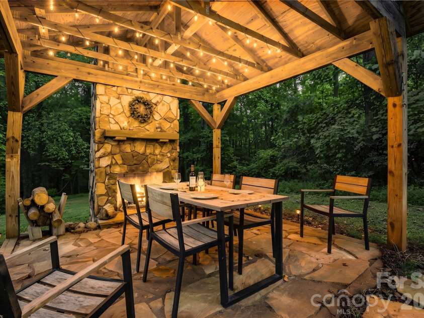 7316 Neal Road, Charlotte, NC 28262.  MLS# CAR4422857, YatesRealty ID 55743. 