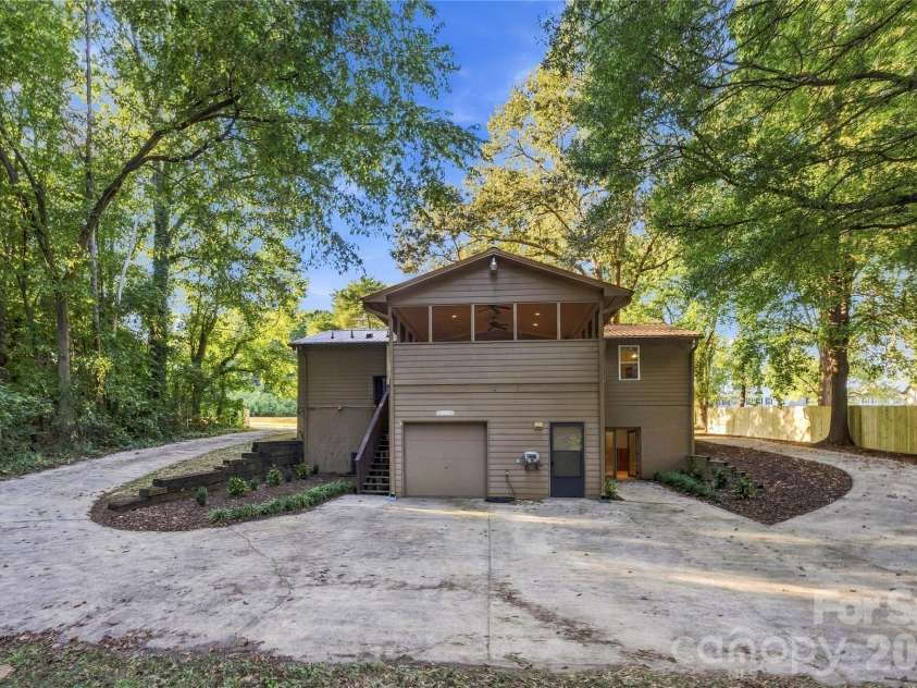 7316 Neal Road, Charlotte, NC 28262.  MLS# CAR4422857, YatesRealty ID 55743. 