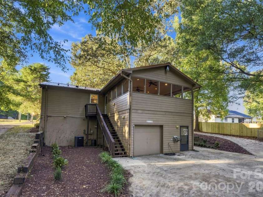 7316 Neal Road, Charlotte, NC 28262.  MLS# CAR4422857, YatesRealty ID 55743. 