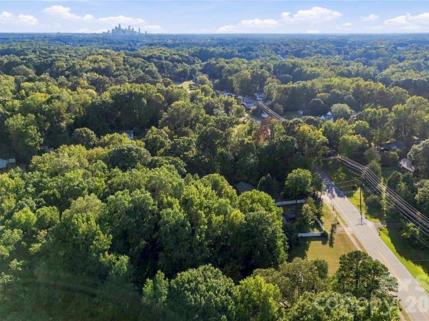 7316 Neal Road, Charlotte, NC 28262.  MLS# CAR4422857, YatesRealty ID 55743. 