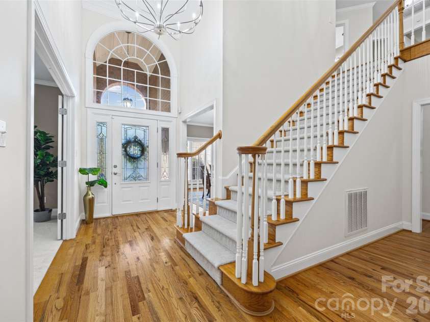 131 Summerfield Court, Lake Wylie, SC 29710.  MLS# CAR4422916, YatesRealty ID 55745. 