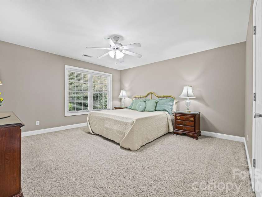 131 Summerfield Court, Lake Wylie, SC 29710.  MLS# CAR4422916, YatesRealty ID 55745. 