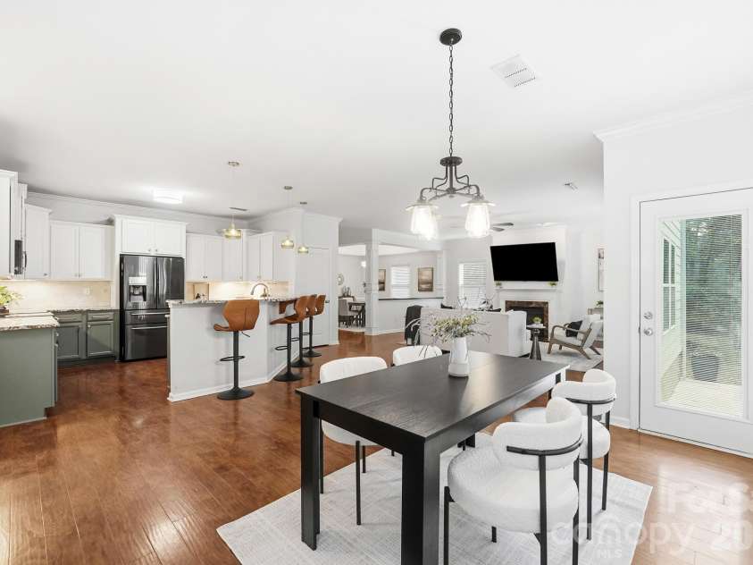 5409 Cotton Top Court, Waxhaw, NC 28173.  MLS# CAR4432664, YatesRealty ID 55748. Open Concept floor plan