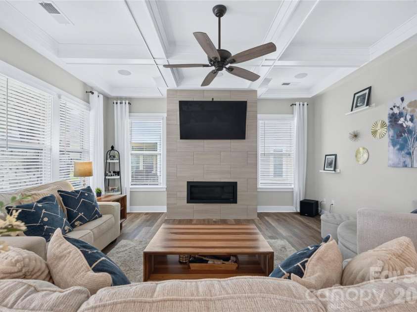 2419 Paddlers Cove Drive, Clover, SC 29710.  MLS# CAR4417479, YatesRealty ID 55749. 