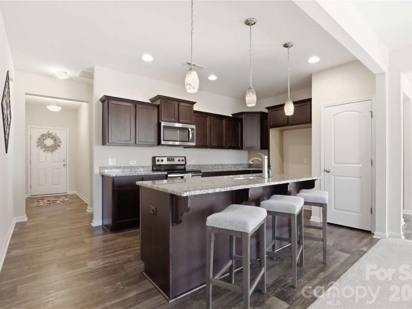 161 Hidden Lakes Road, Statesville, NC 28677.  MLS# CAR4351997, YatesRealty ID 5575. 