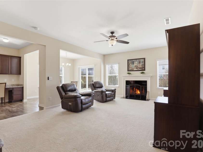 161 Hidden Lakes Road, Statesville, NC 28677.  MLS# CAR4351997, YatesRealty ID 5575. 