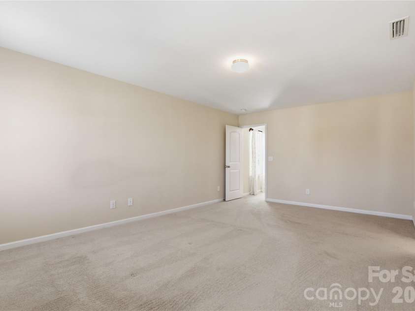161 Hidden Lakes Road, Statesville, NC 28677.  MLS# CAR4351997, YatesRealty ID 5575. 